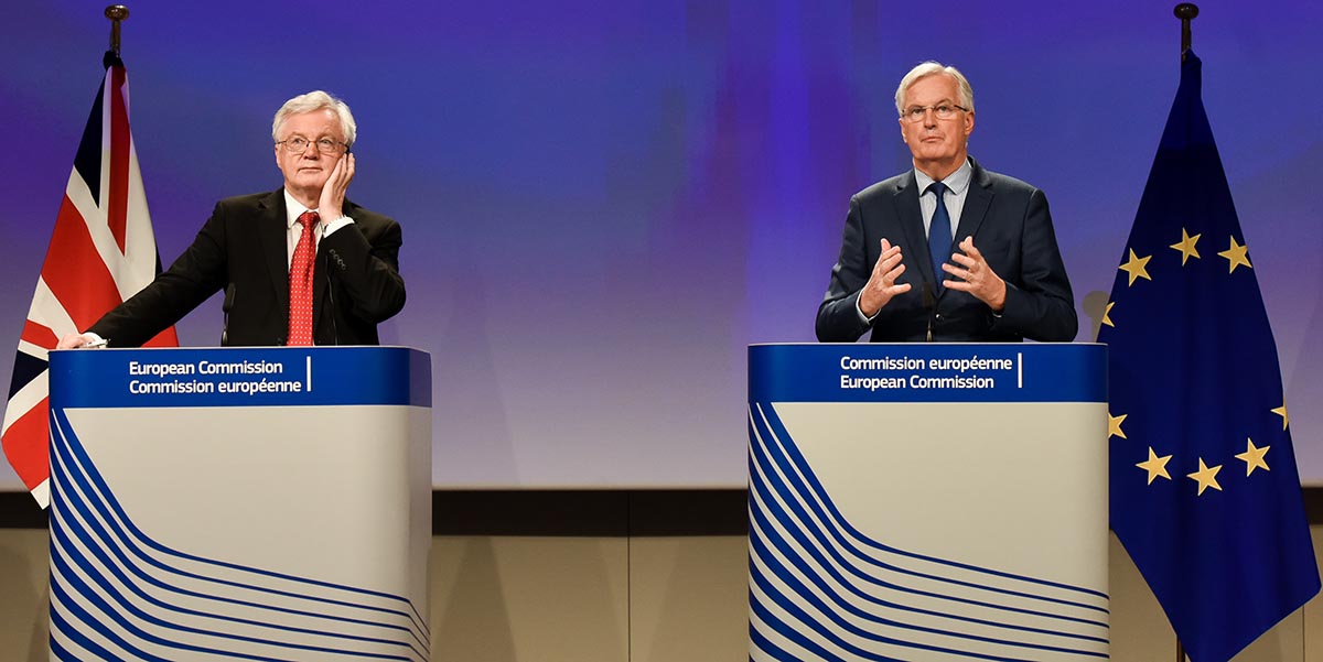 El negociador de la UE para el Brexit, Michel Barnier, indicó en una entrevista que el país puede cambiar de opinión a pesar de que las negociaciones para su salida están en pleno desarrollo