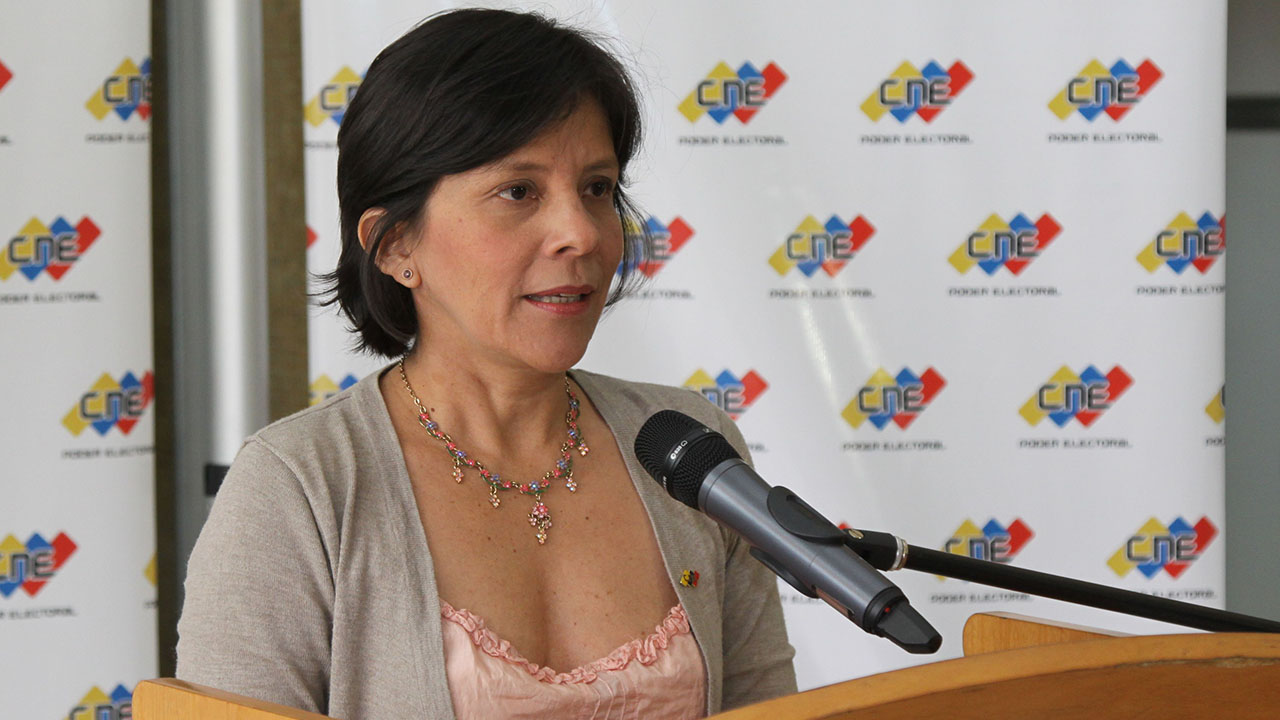La vicepresidenta del CNE, Sandra Oblitas, informó que decidieron abrir averiguaciones administrativas