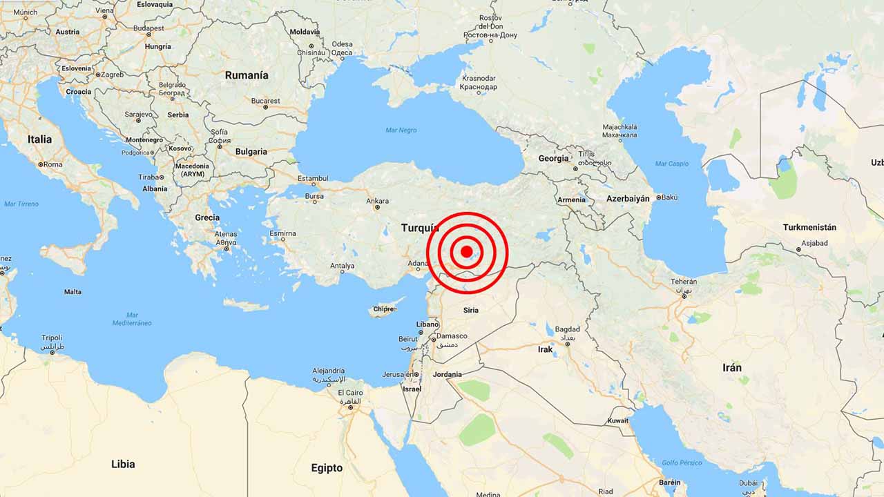El fuerte temblor se sintió en provincias vecinas como Sanliurfa, Gaziantep y Diyarbakir