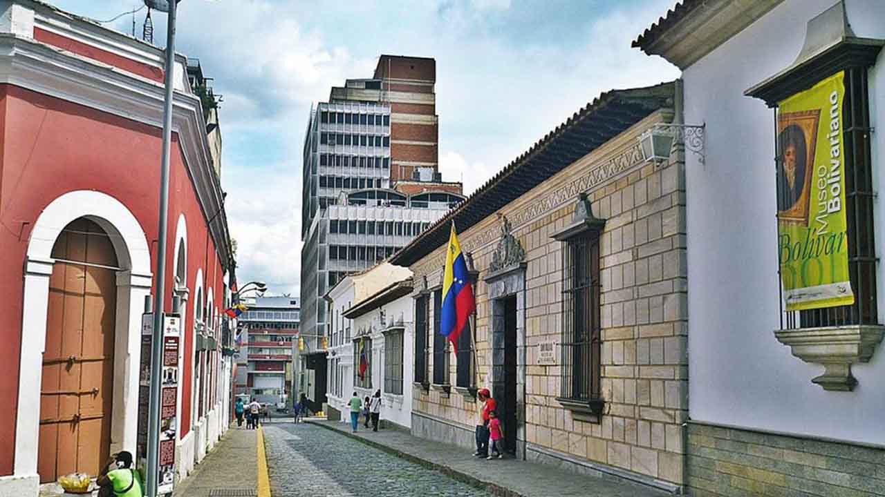 La orden de expropiación se realizará con el propósito de recuperar, rehabilitar y revitalizar el casco histórico de Caracas.