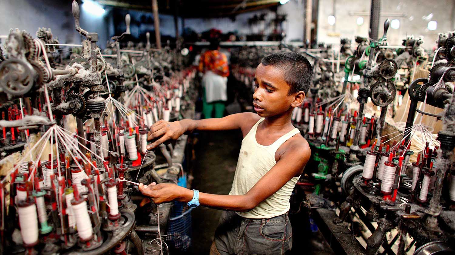 En la actualidad, ocho millones de niños en el mundo son esclavos en las peores formas de trabajo ilegal y degradante