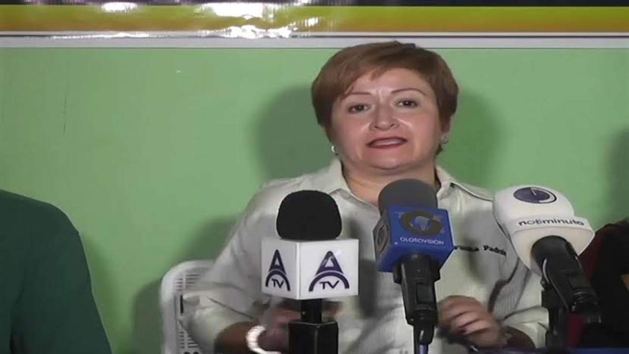 Doblellave-Exsecretaria de la MUD de Anzoátegui renunció a su candidatura