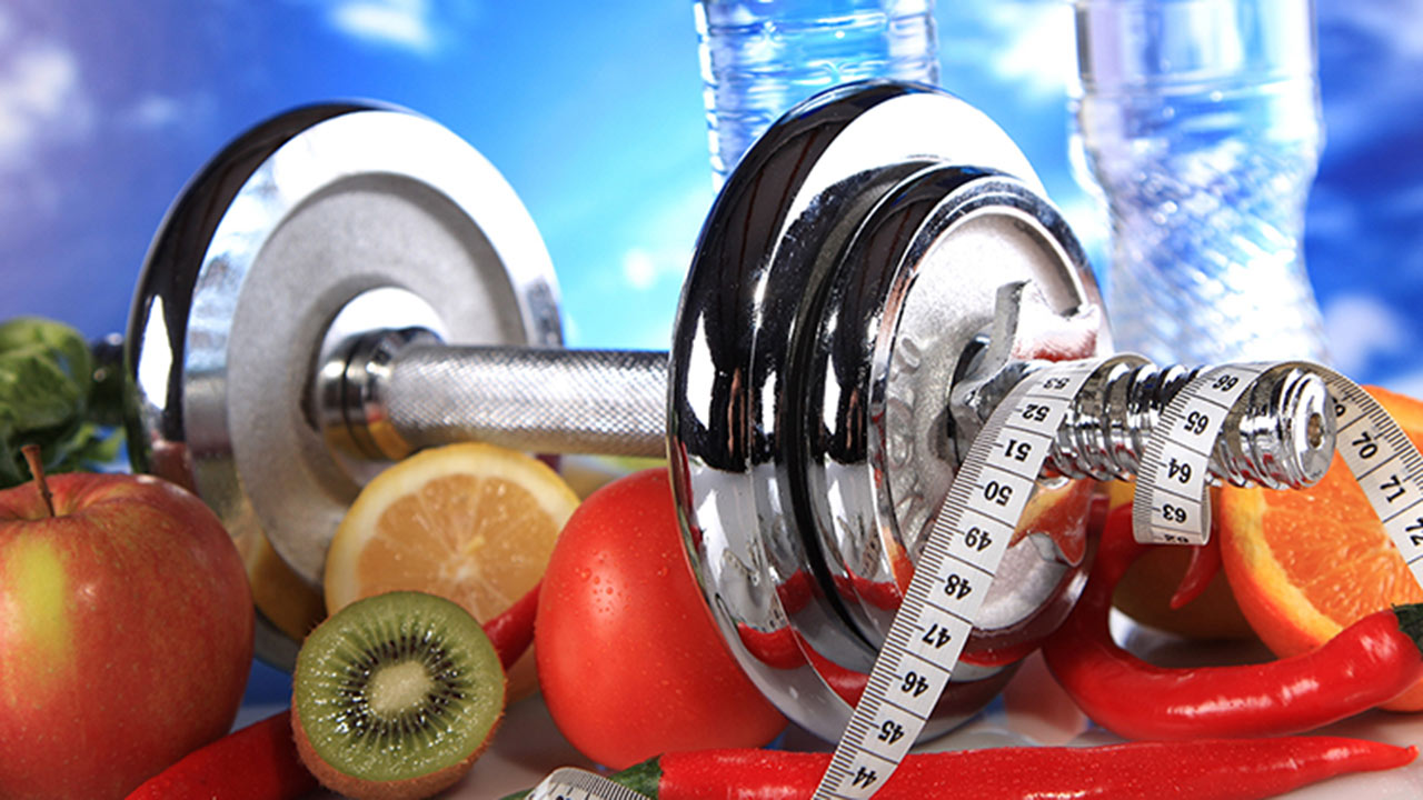 La nutricionista indicó que para subir de peso se debe aumentar la masa muscular más que la grasa
