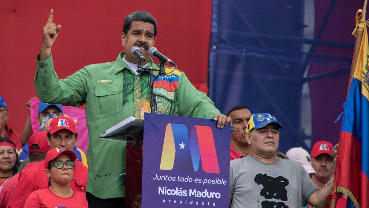 Maduro invitó a sus seguridades a votar por él este 20 de mayo para establecer los cambios que requiere la nación