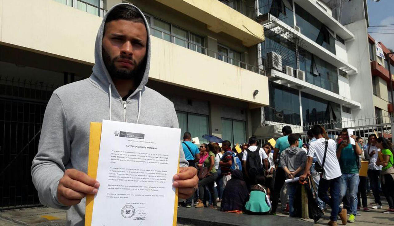 53 mil criollos han obtenido el PTP informó el Superintendente Nacional de Migraciones de Perú, Eduardo Sevilla