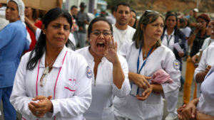 Gremio de enfermeras denunció la reutilización de implementos para enfrentar al COVID-19