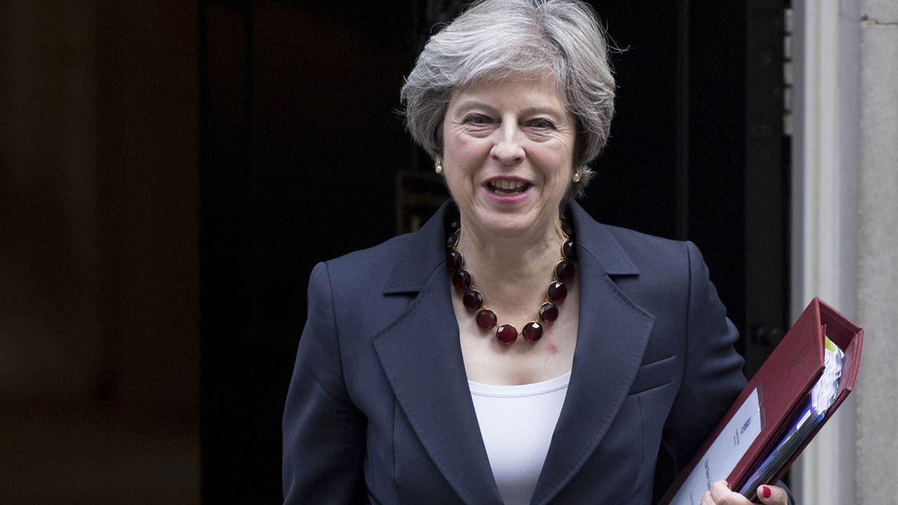 Doble Llave-La primera ministro aseguró que mantendrá una posición firme en la negociaciones con Bruselas