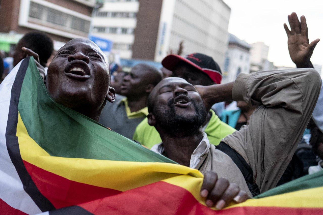 Líder opositor de Zimbabue acusa a Comisión Electoral de “resultados falsos”