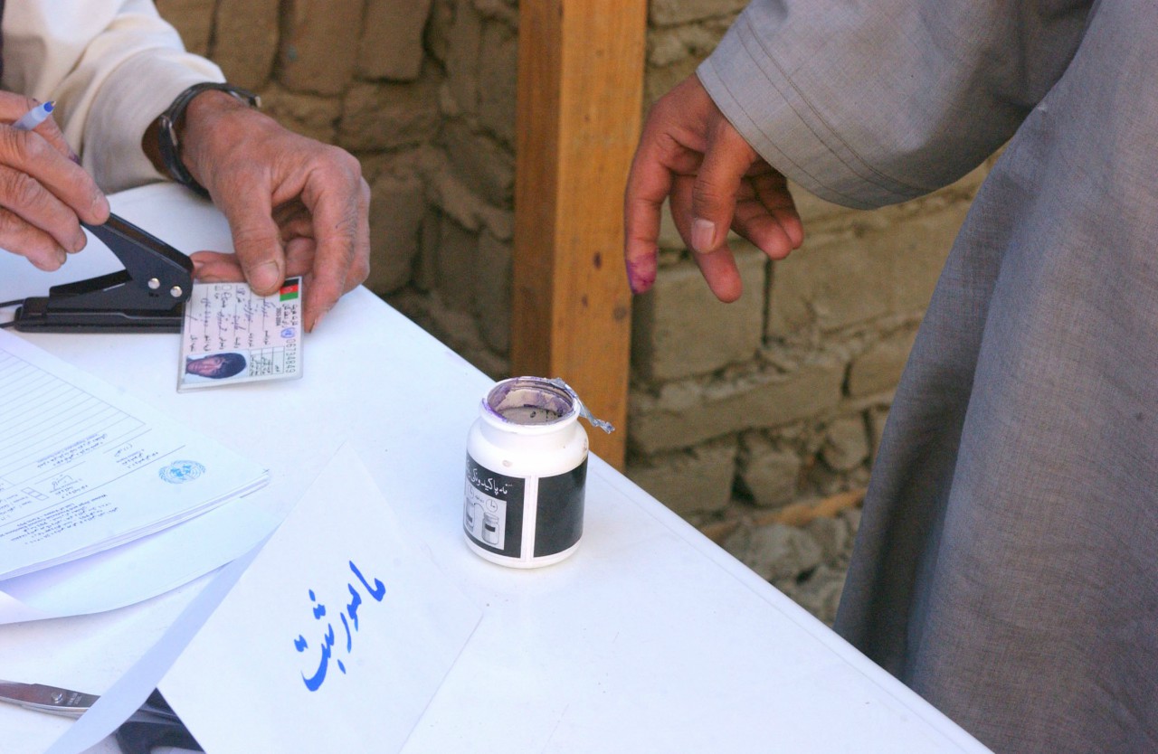 Afganistán celebrará elecciones presidenciales en abril de 2019