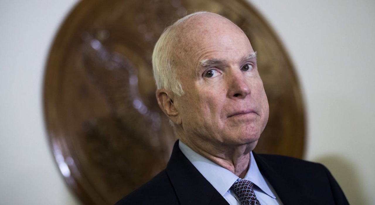 La noticia de McCain fue dada a conocer por sus familiares a través de un comunicado este viernes 24 de agosto
