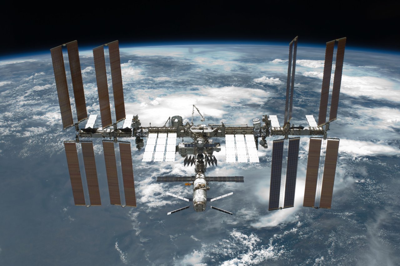 Instalan con éxito antena en Estación Espacial Internacional
