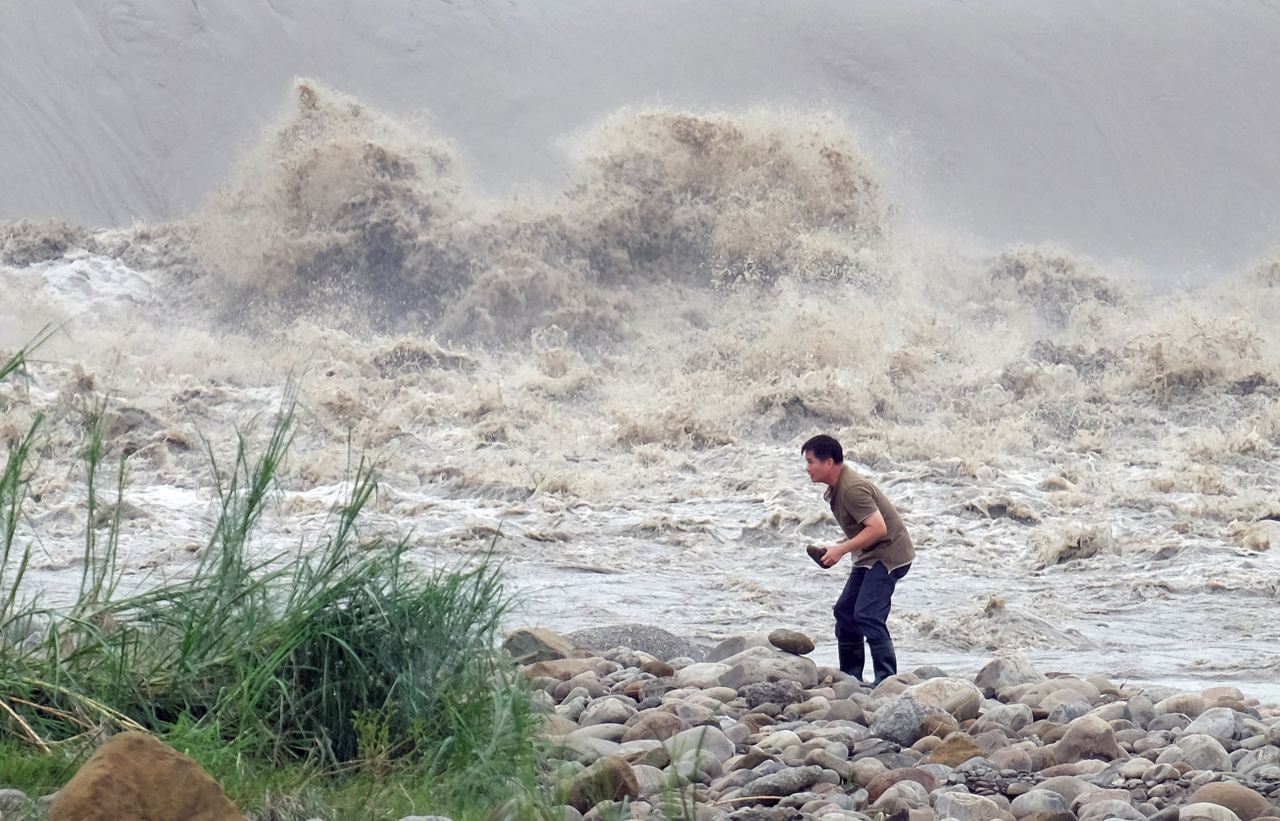 Fuertes lluvias en Taiwan dejó cuatro personas muerta y más de 140 heridas