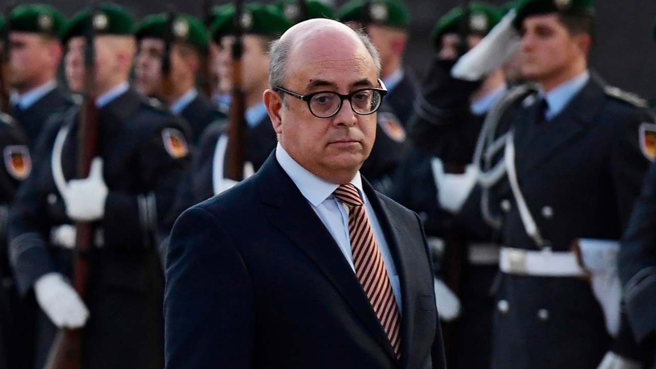 El jefe de Gobierno aún no anuncia el nombre del reemplazo de Azeredo Lopes