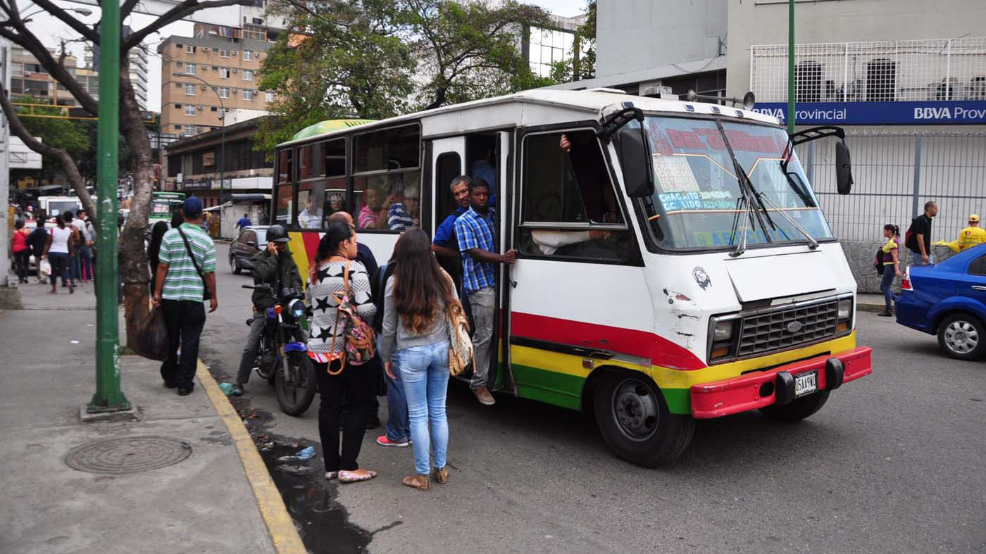 DOBLE LLAVE - Bloque de Transportistas del Este de Caracas se reunirá para definir las acciones para implementar la nueva tarifa