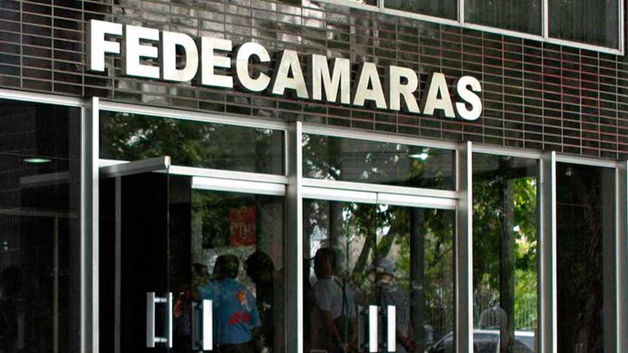 El presidente del gremio, Carlos Larrazábal, condenó los diversos ataques a la organización empresarial