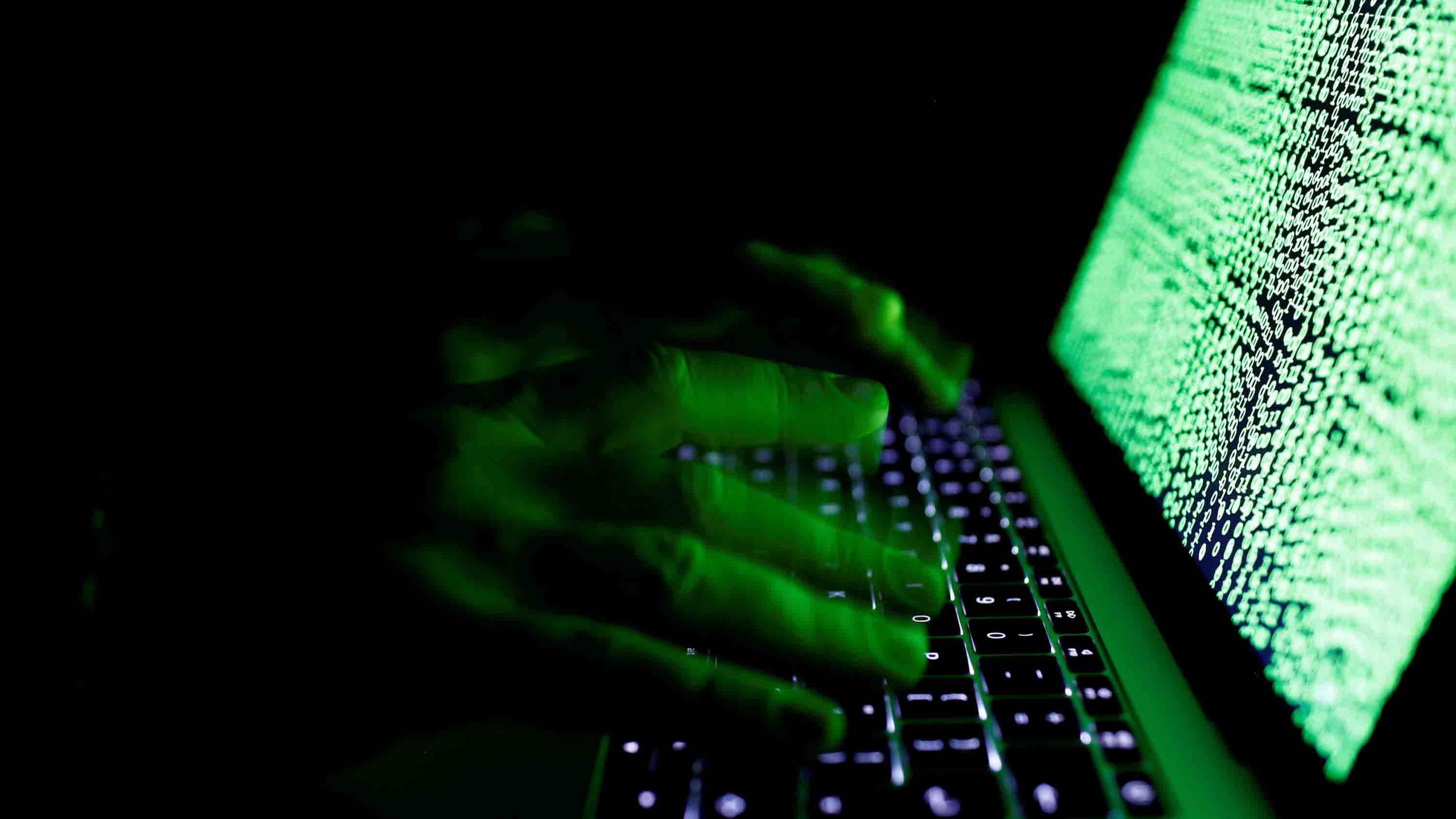 Hackers robaron casi 2 millones de dólares, en un nuevo delito de ciberseguridad en el sistema financiero local