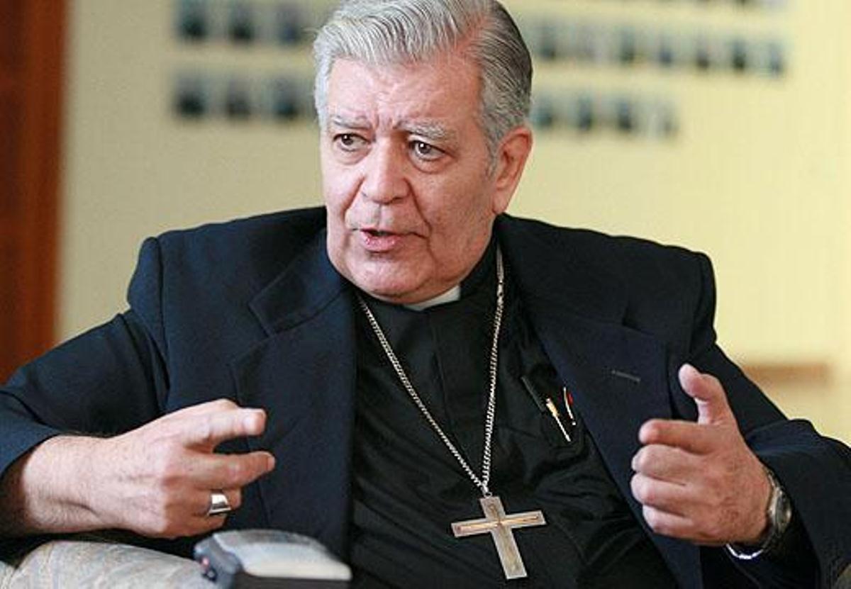 Cardenal Urosa Savino se encuentra hospitalizado por Covid-19