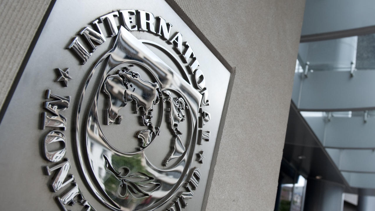 El Fondo Monetario Internacional prevé una caída del 10.000.000% del Producto Interno Bruto (PIB)