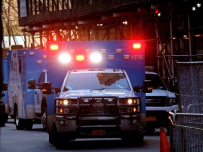 Hospitales de Nueva York dan síntomas de desbordamiento
