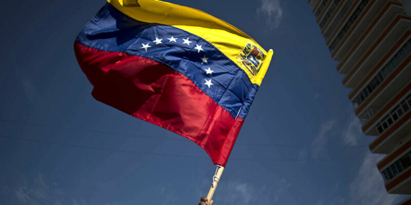 EE.UU. no coincide "100 %" con España sobre Venezuela