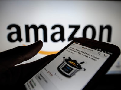 Amazon veta más de 600 marcas chinas por incentivar reseñas con tarjetas regalo