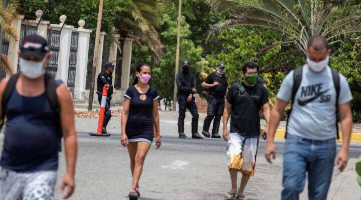 Divulgan presunto plan de levantamiento de la cuarentena en Venezuela