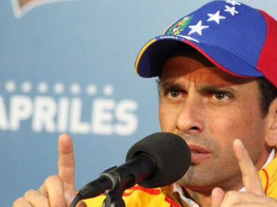 Capriles repudió incremento de la gasolina