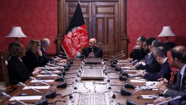 Gobierno afgano da un nuevo paso para abrir negociaciones formales de paz con los talibanes