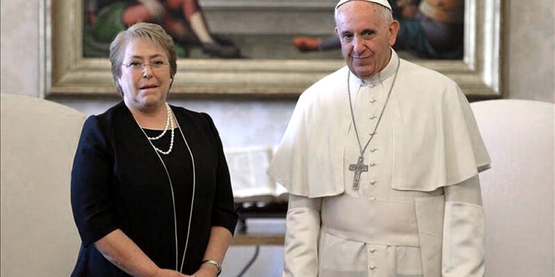 Bachelet habló con el papa Francisco sobre Venezuela