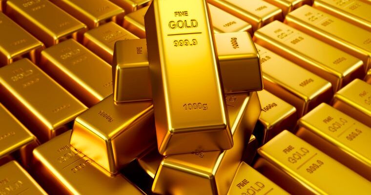 Resguardo financiero: El oro marcó nuevo máximo histórico de 2.027 dólares por onza