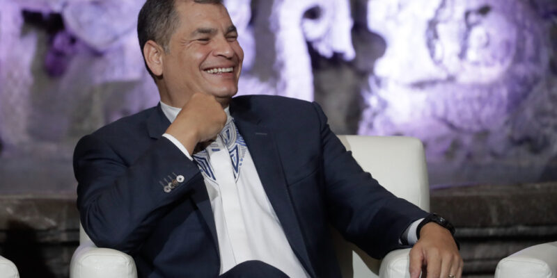 Rafael Correa y Andrés Arauz ganan las primarias del Centro Democrático