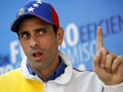 Capriles critica a Guaidó por "jugar a ser presidente en internet"
