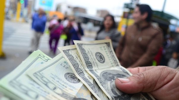 Gobierno preve un tipo de cambio de 1.235.920 bolívares en enero