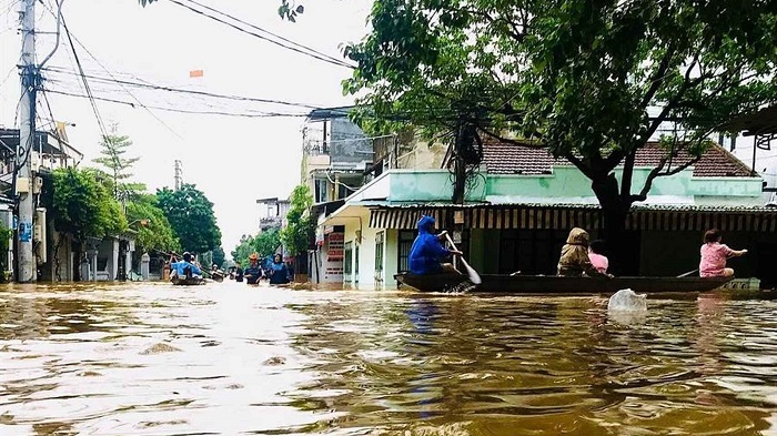  El ciclón Nangka continuara su paso en ambos países