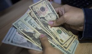 Transacciones con divisas en Venezuela incrementaron un 64%