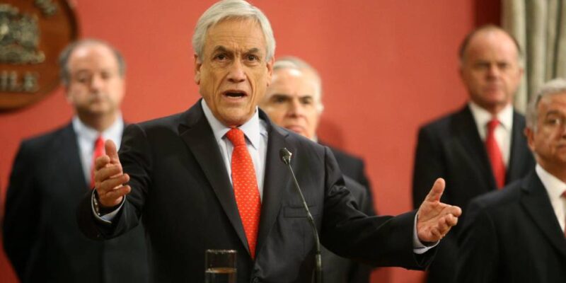 Piñera asegura que juicio político está basado en “hechos falsos”
