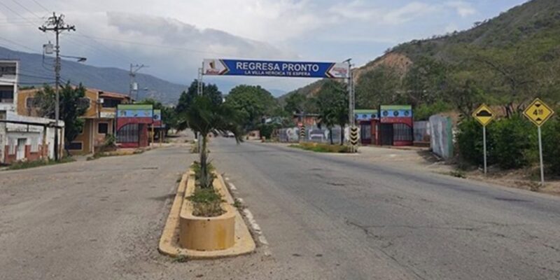 Levantan el toque de queda en municipios fronterizos con Colombia y Brasil