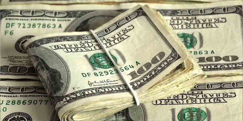 Impuestos a las transacciones en dólares generarán más inflación, según economista