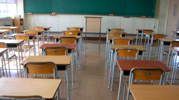 Sistema educativo venezolano perdió más de 300.000 docentes