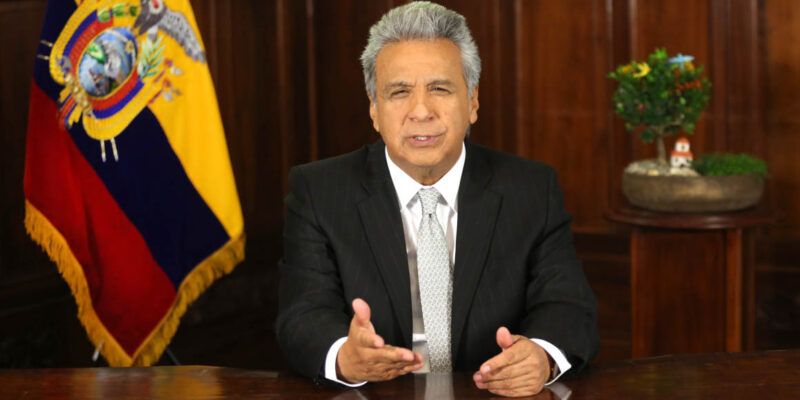 DOBLE LLAVE - Lenín Moreno aplazó visita a EE.UU. "por hechos ocurridos" en el país norteamericano