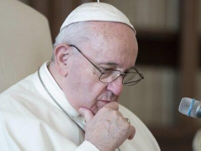 El Papa Francisco pide recordar el Holocausto para evitar que se repita