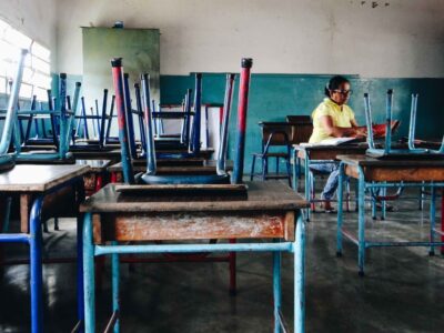 Colegio de Profesores advierte sobre las condiciones de la educación en Venezuela