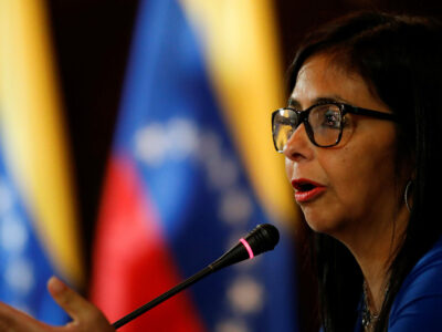 Venezuela acusa a España de “articular planes golpistas” con Colombia
