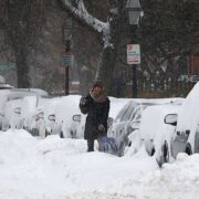 DOBLE LLAVE - Tormenta de nieve en EE.UU. deja a millones de personas sin electricidad 2