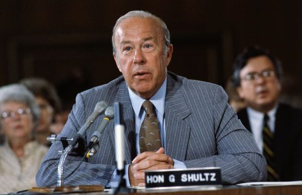Murió George Shultz, el artífice del fin de la Guerra Fría