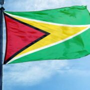 Guyana fortalece el equipo legal a cargo de disputa fronteriza