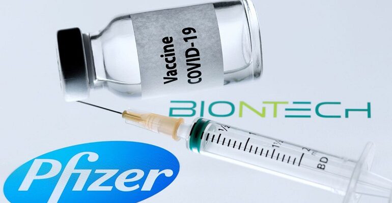 Pfizer dice que tercera dosis puede mejorar protección contra variante Delta