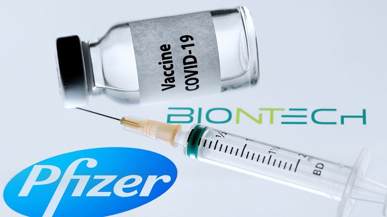 Pfizer dice que tercera dosis puede mejorar protección contra variante Delta