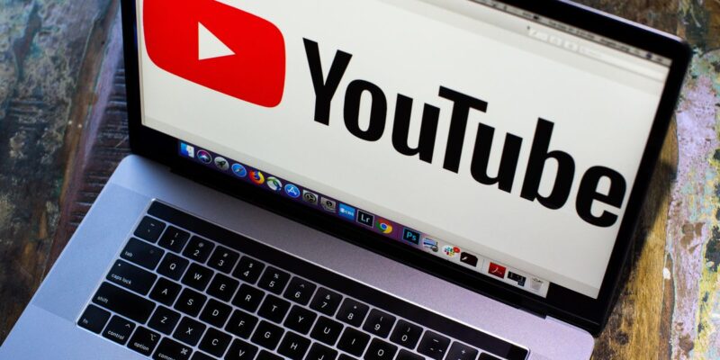 Youtube eliminó 30.000 videos por desinformar a la población