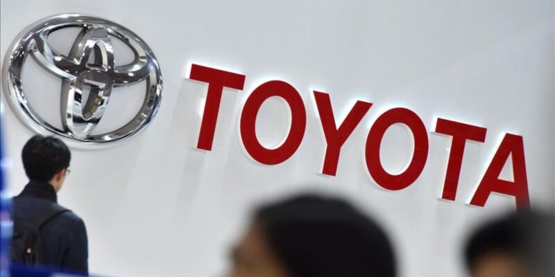 Toyota compró la división de automóviles Lyft